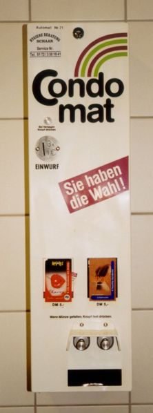 Файл:Tysk kondomautomat.jpg