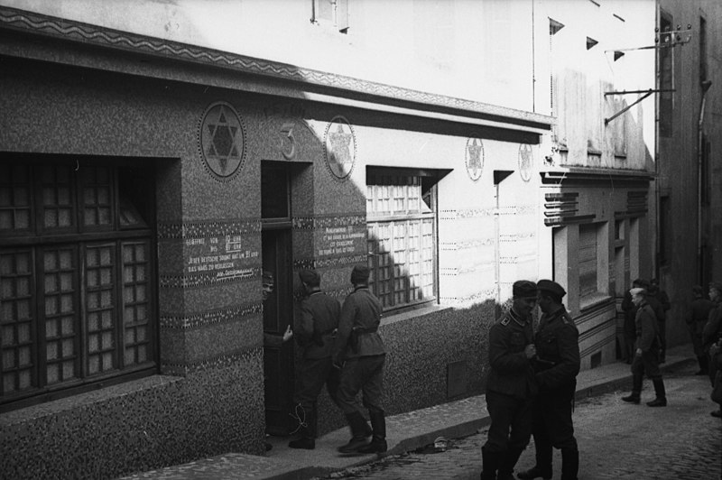 Файл:Bundesarchiv Bild 101II-MW-1019-07, Frankreich, Brest, Soldatenbordell.jpg